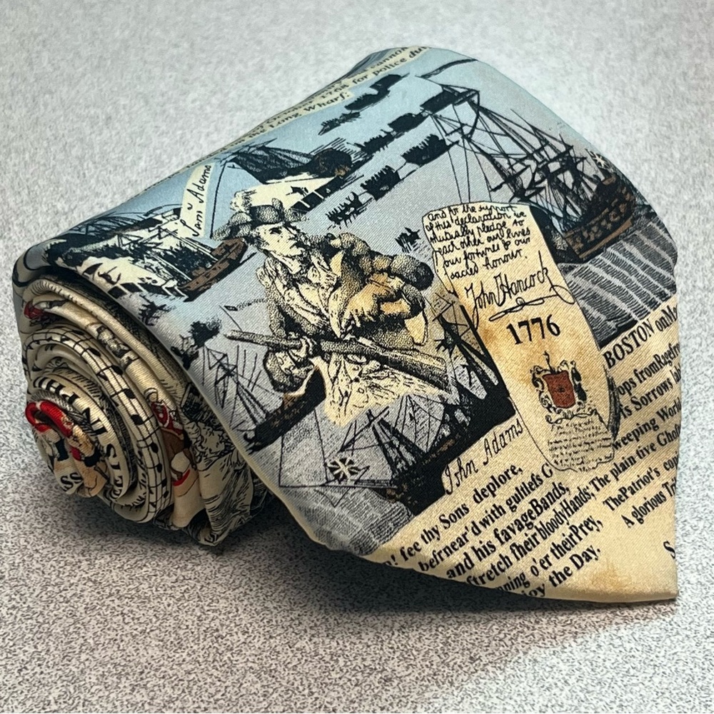 Vintage Museum Artifacts Men's Tie 100% Silk Historic Scenes Made in the USA
